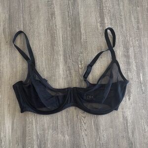 New skims bra 34DD